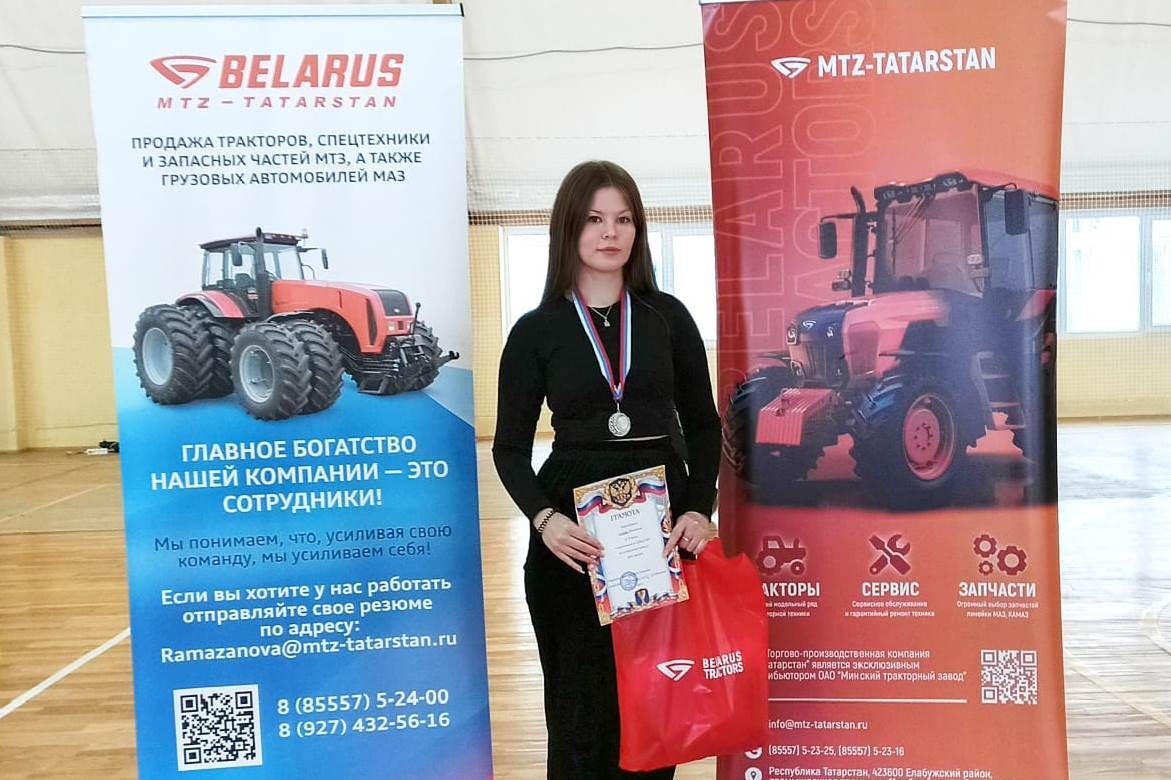 Студенты приняли участие в соревнованиях по настольному теннису Студенты приняли участие в соревнованиях по настольному теннису