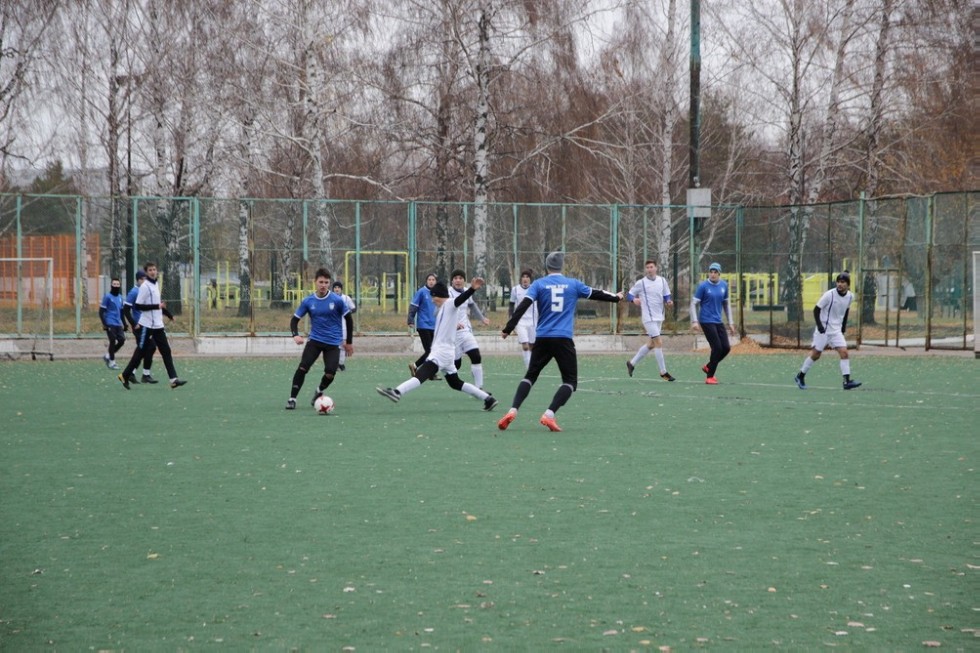 Очередной матч сборная Елабужского института провела в Набережных Челнах