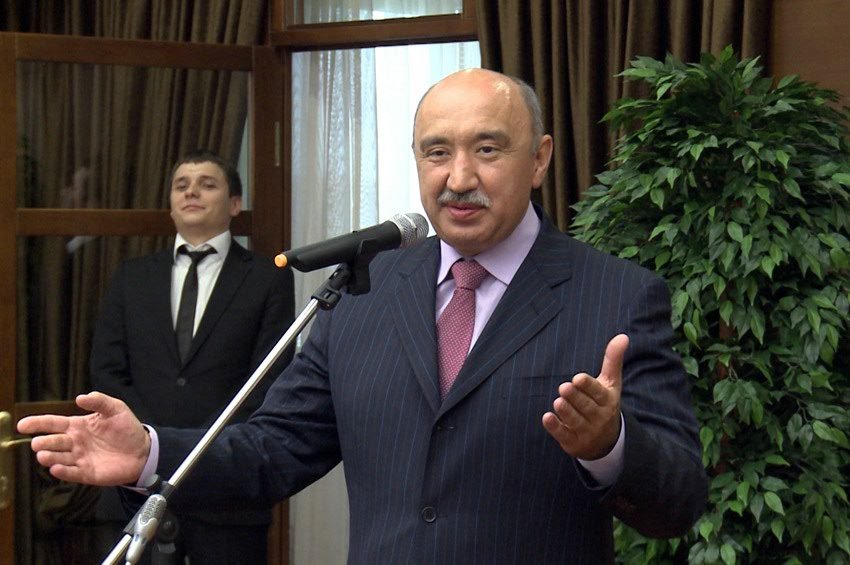 чемпионы чемпионы