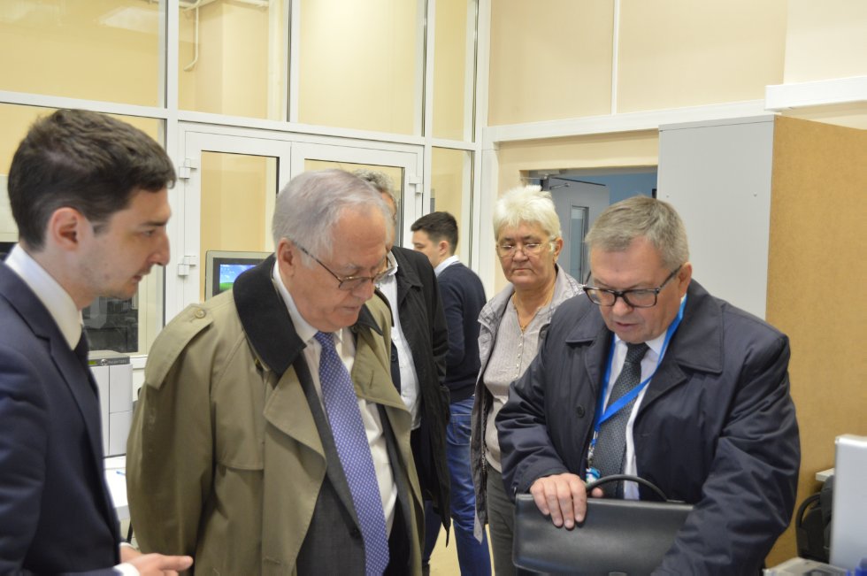 ����� �������� 2016