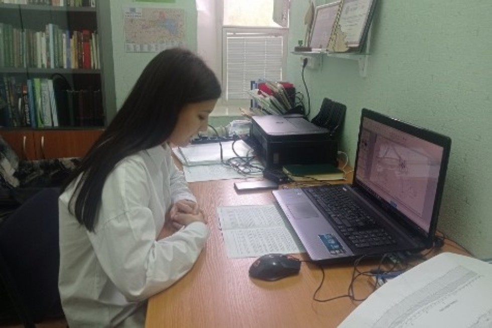 Археологический кружок ЕИ КФУ принял участие в работе VI Международной научной конференции 'Археология в исследованиях молодых' Археологический кружок ЕИ КФУ принял участие в работе VI Международной научной конференции 'Археология в исследованиях молодых'