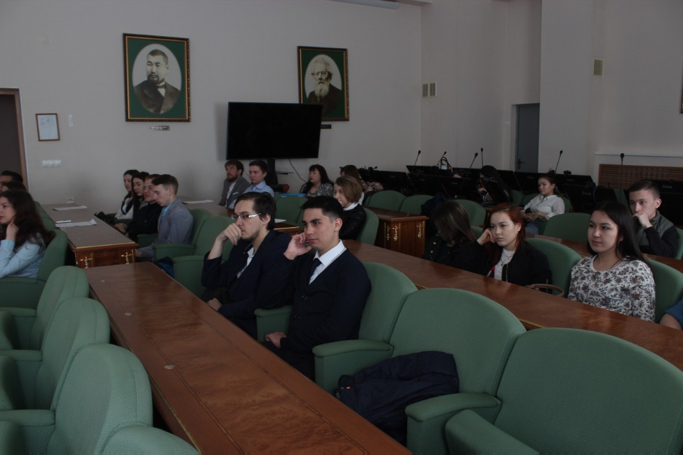 XX век для Татарстана: годы великих свершений во всех областях жизни народа XX век для Татарстана: годы великих свершений во всех областях жизни народа