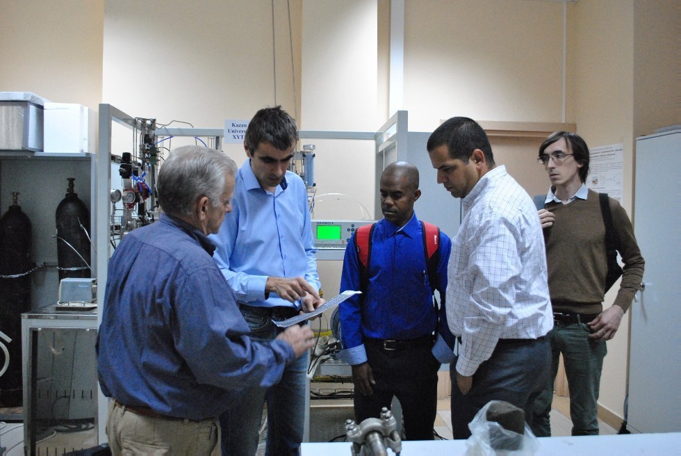 Delegation of Centro de Investigaciones del Petróleo (Cuba) Delegation of Centro de Investigaciones del Petróleo (Cuba)