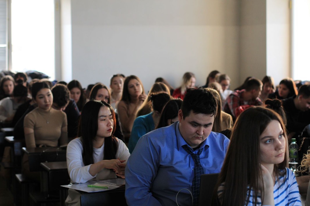 29 марта 2023 года на Юридическом факультете КФУ состоялась открытая лекция на тему: 'Проблемы поддержания государственного обвинения в суде первой инстанции' 29 марта 2023 года на Юридическом факультете КФУ состоялась открытая лекция на тему: 'Проблемы поддержания государственного обвинения в суде первой инстанции'