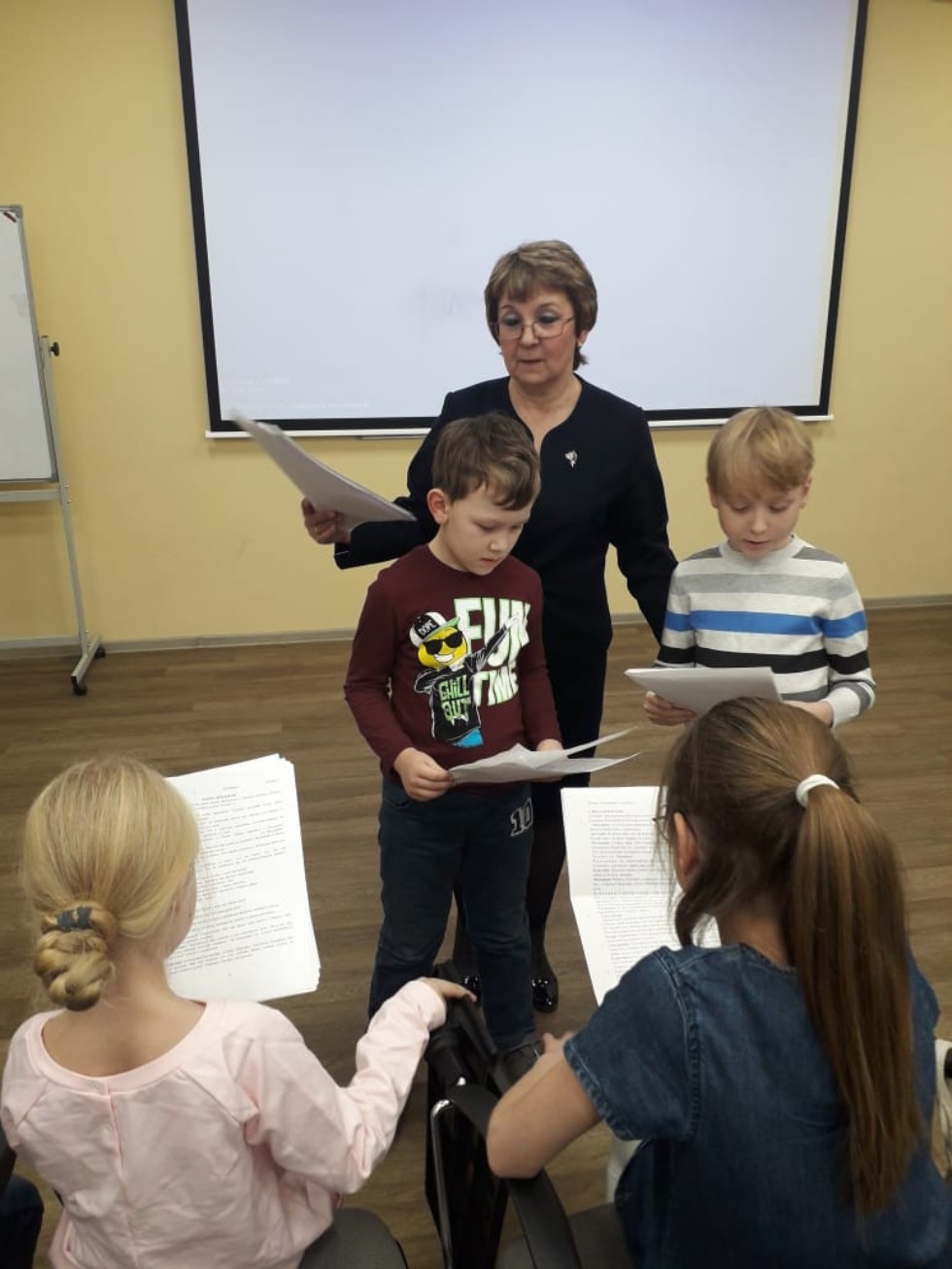 В детском театре КФУ 'Радуга' начались репетиции новогоднего спектакля о Буратино В детском театре КФУ 'Радуга' начались репетиции новогоднего спектакля о Буратино