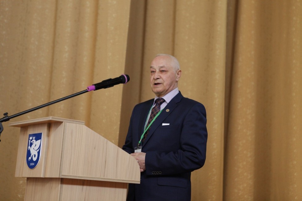 В Елабужском институте КФУ открылась IX-я Международная тюркологическая конференция В Елабужском институте КФУ открылась IX-я Международная тюркологическая конференция