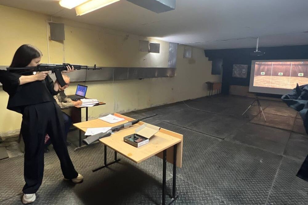 5 октября 2023 года в Елабужском институте КФУ прошли соревнования среди преподавателей и сотрудников по игре в дартс и стрельбе 5 октября 2023 года в Елабужском институте КФУ прошли соревнования среди преподавателей и сотрудников по игре в дартс и стрельбе