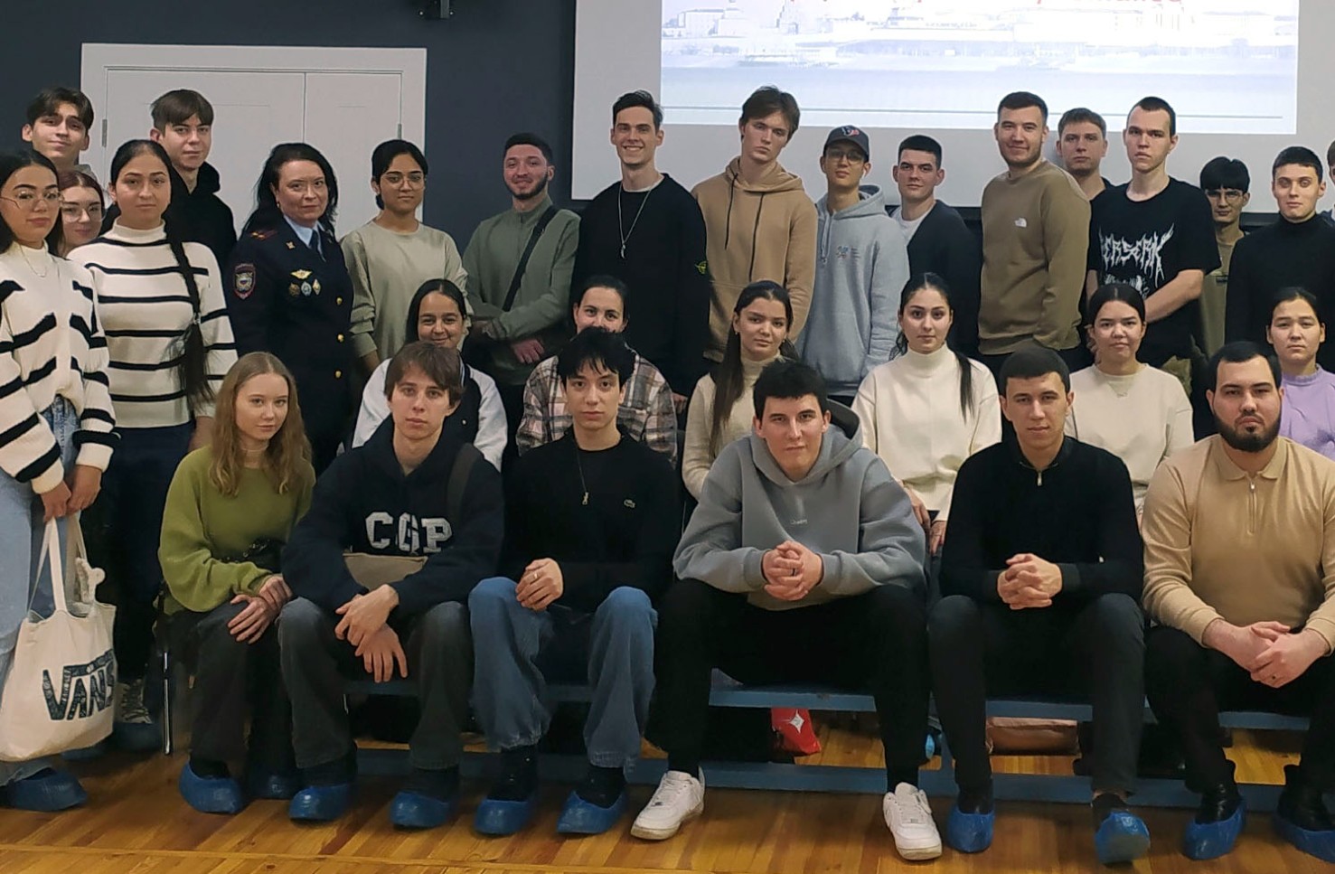 �������������: ���������. ������ � ������������