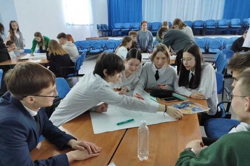 Лекции, тренинг, квиз, подготовка к ЕГЭ: в Бугульме прошли занятия психолого-педагогических классов Лекции, тренинг, квиз, подготовка к ЕГЭ: в Бугульме прошли занятия психолого-педагогических классов