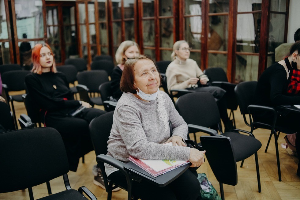 �������� Open History