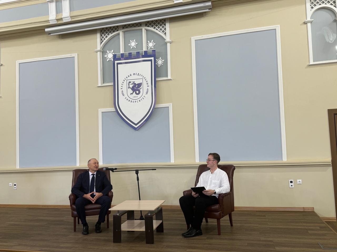 ���� ������ � ��������� ���������� � �����������