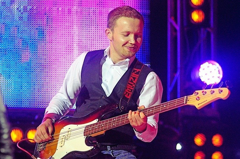 ���-������ '�������'