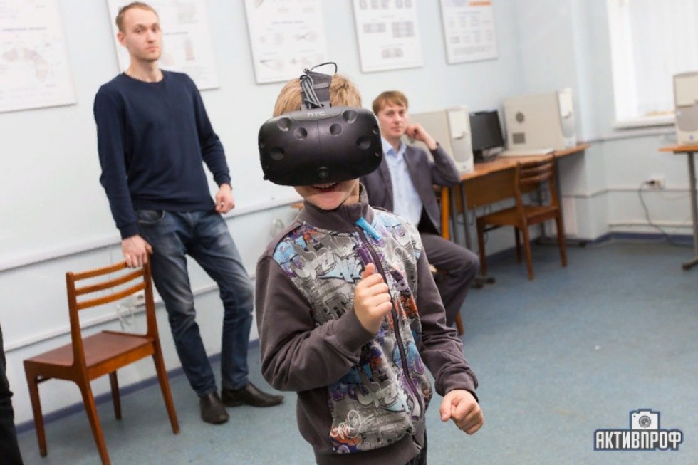 В Набережночелнинском институте КФУ состоялось открытие Фестиваля 'Ночь науки' В Набережночелнинском институте КФУ состоялось открытие Фестиваля 'Ночь науки'