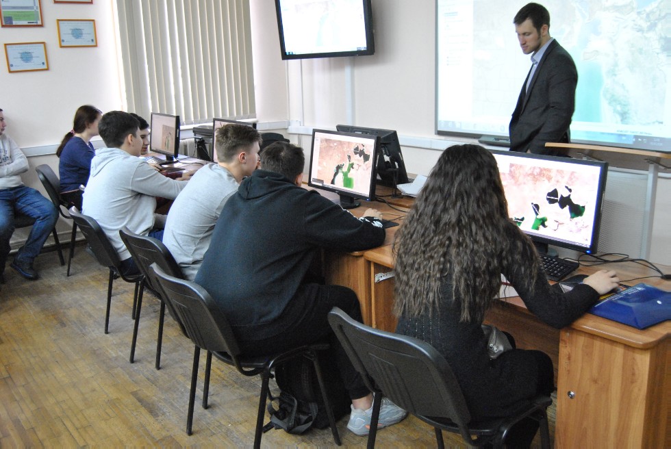 � ��������� �������� � ������������ ���������� ������ ���� �������� ������