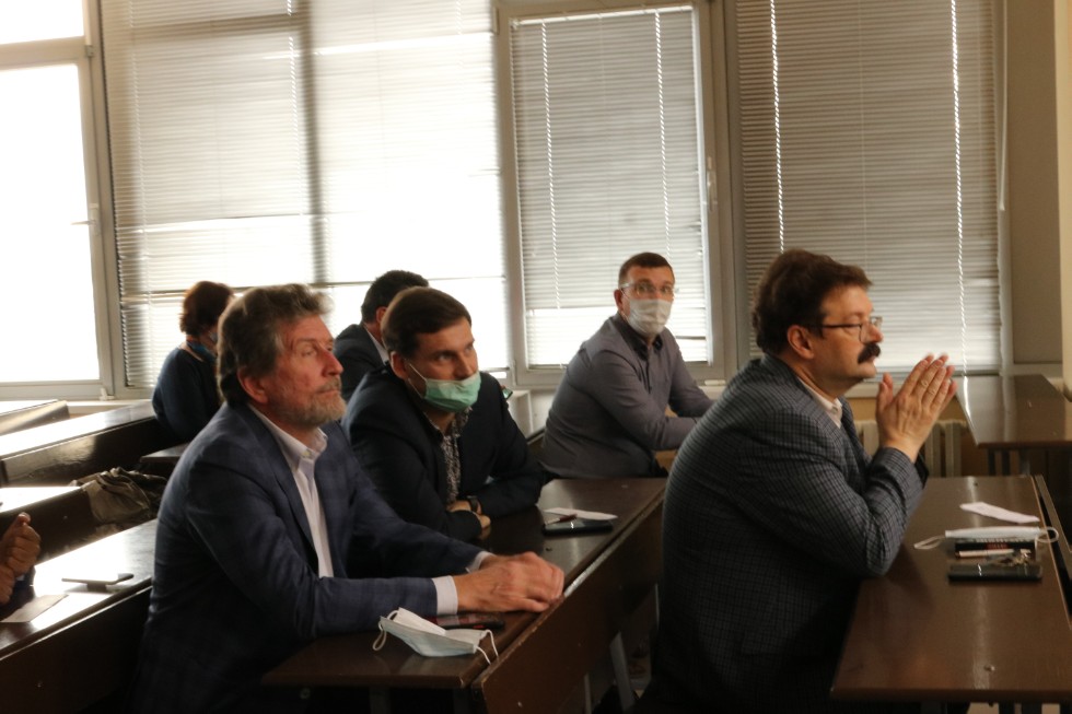 �������  �������� ���������� � ������ ���������� ����� ������� ������ ��� � ��������� �� �����������