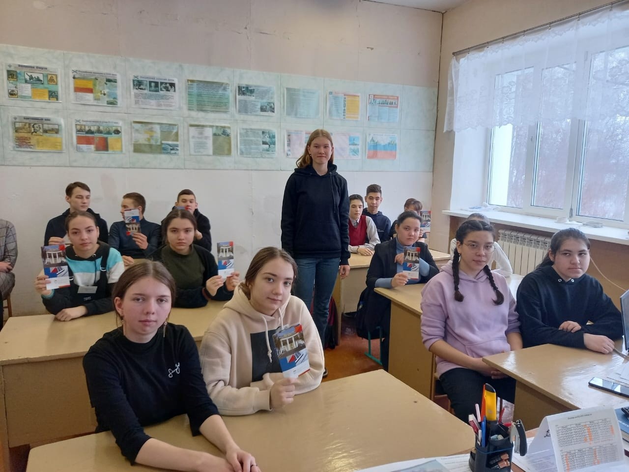 Профориентация в гимназии 4 г. Оренбург и Большешемякинскую СОШ Профориентация в гимназии 4 г. Оренбург и Большешемякинскую СОШ