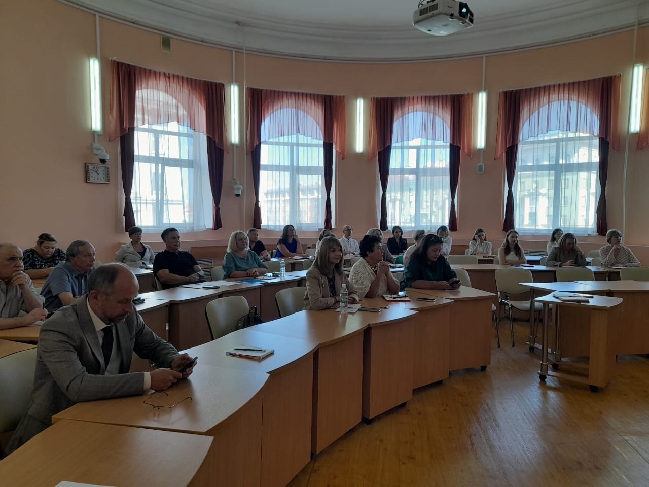 ��������� ������� ������ ��������� ���������� � �����������