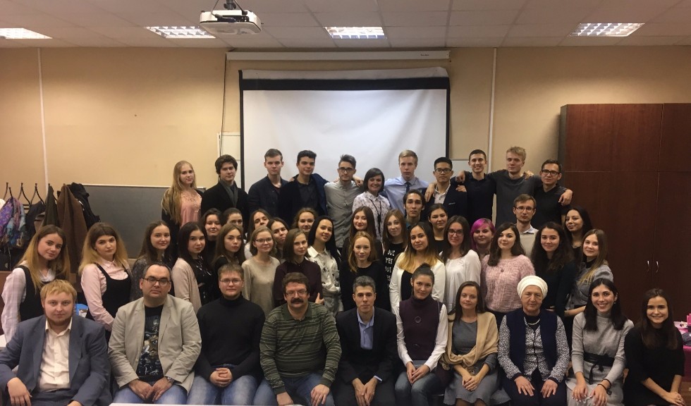 '���� �������������' ������ ������ � ���������� ������