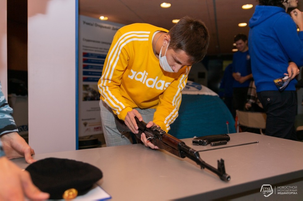 Мы очень рады долгожданной встрече с Вами ? первокурсники! Мы очень рады долгожданной встрече с Вами ? первокурсники!