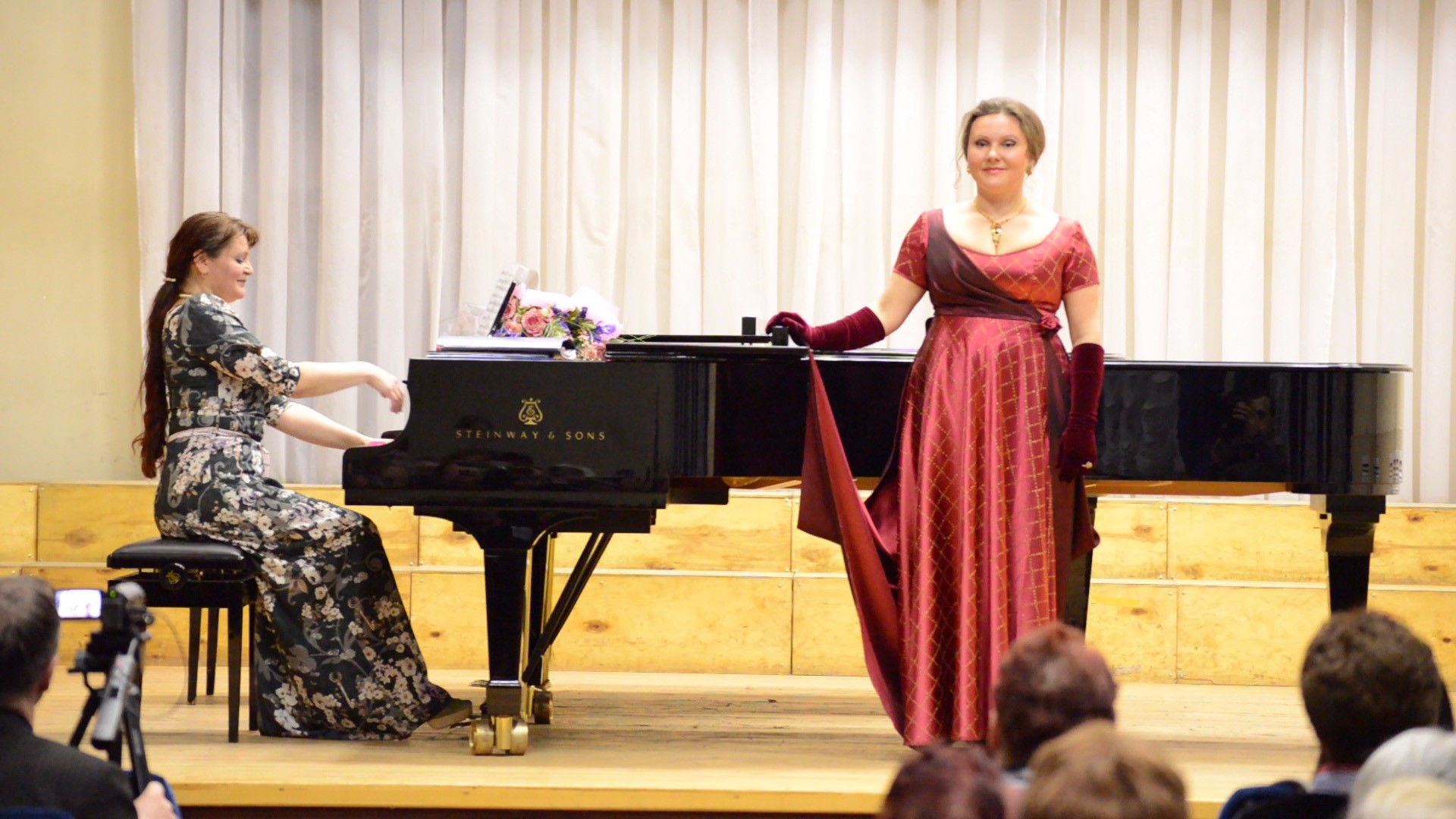 Влюбленная в музыку? Влюбленная в музыку?