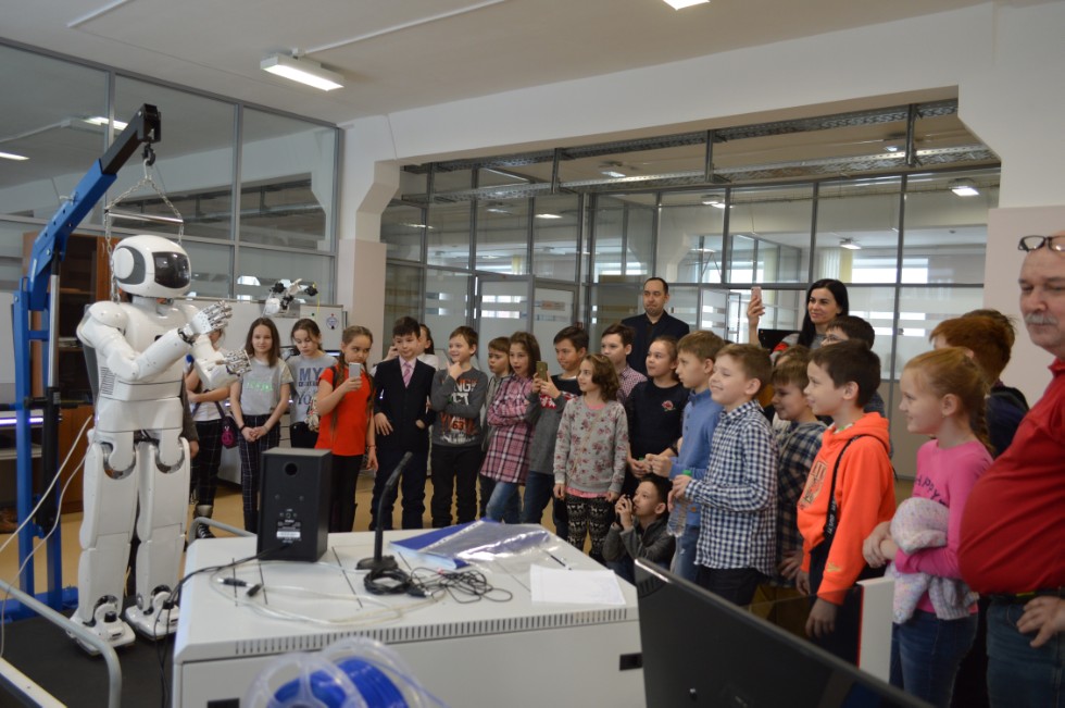 ����������� 4 ������ �������� �19 �������� ���������� �������� � ���������-������������ ������ ���