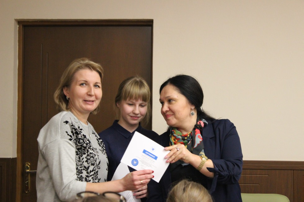 235 �����������