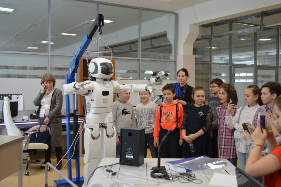 ����������� 4 ������ �������� �19 �������� ���������� �������� � ���������-������������ ������ ���