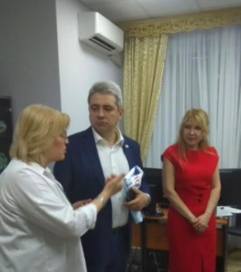 Заседание Республиканского родительского совета при МОиН РТ с представителями Общероссийской организации 'Национальная родительская ассоциация социальной поддержки семьи и защиты семейных ценностей (НРА)' Заседание Республиканского родительского совета при МОиН РТ с представителями Общероссийской организации 'Национальная родительская ассоциация социальной поддержки семьи и защиты семейных ценностей (НРА)'