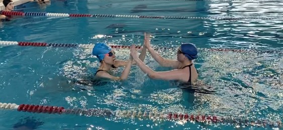 Предновогодний турнир по синхронному плаванию среди студентов третьекурсников ИФМиБ Предновогодний турнир по синхронному плаванию среди студентов третьекурсников ИФМиБ