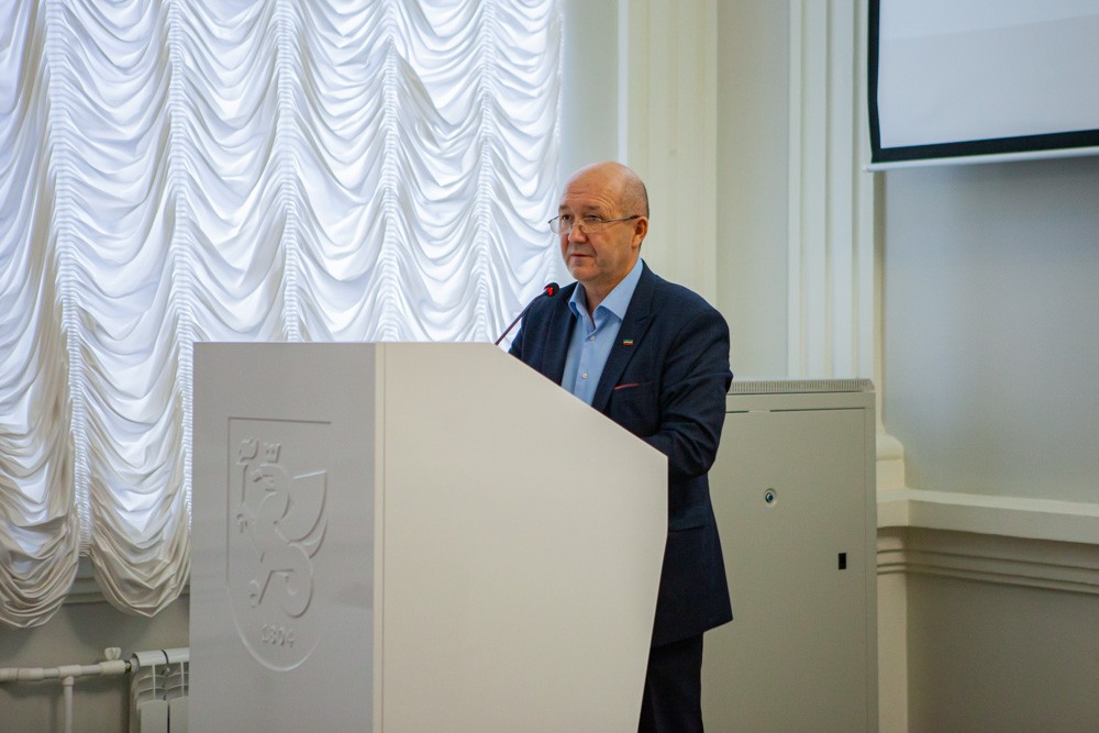 В Елабужском институте КФУ проходит просветительская акция 'Достижения России' В Елабужском институте КФУ проходит просветительская акция 'Достижения России'