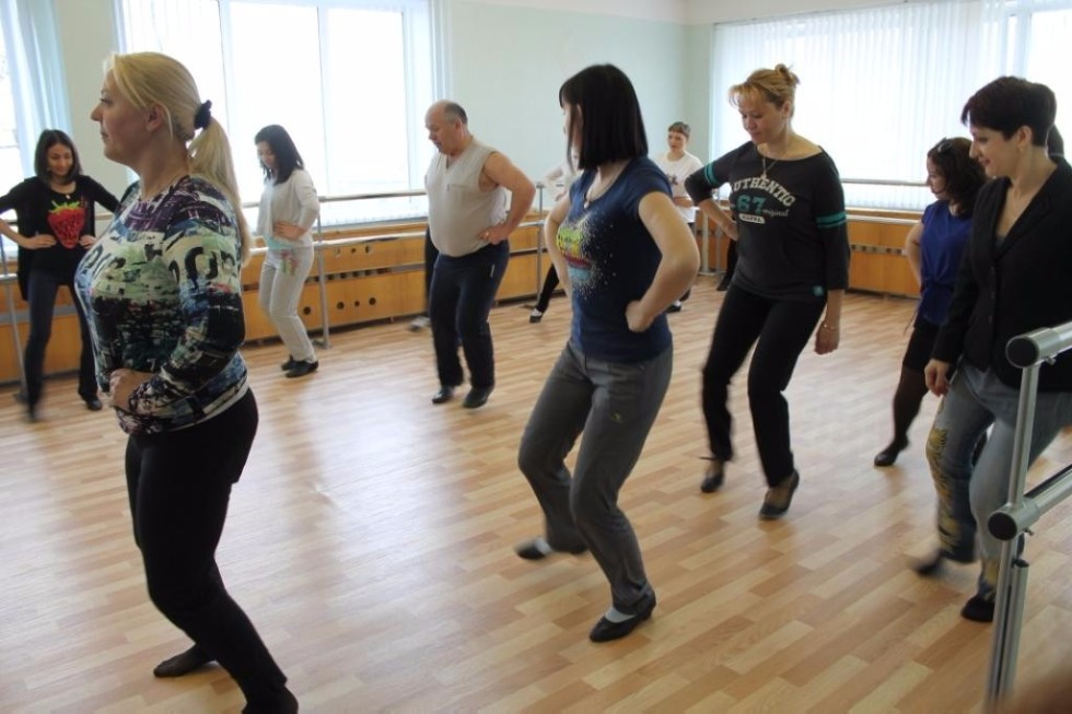 Из вуза в школу: преемстВенность знаний Из вуза в школу: преемстВенность знаний