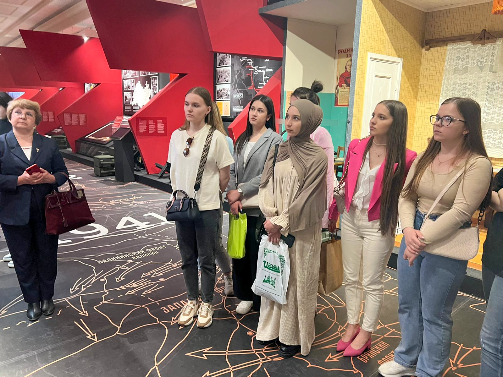 ��������� ��������� ���� � �����-�������� � ��������� ������