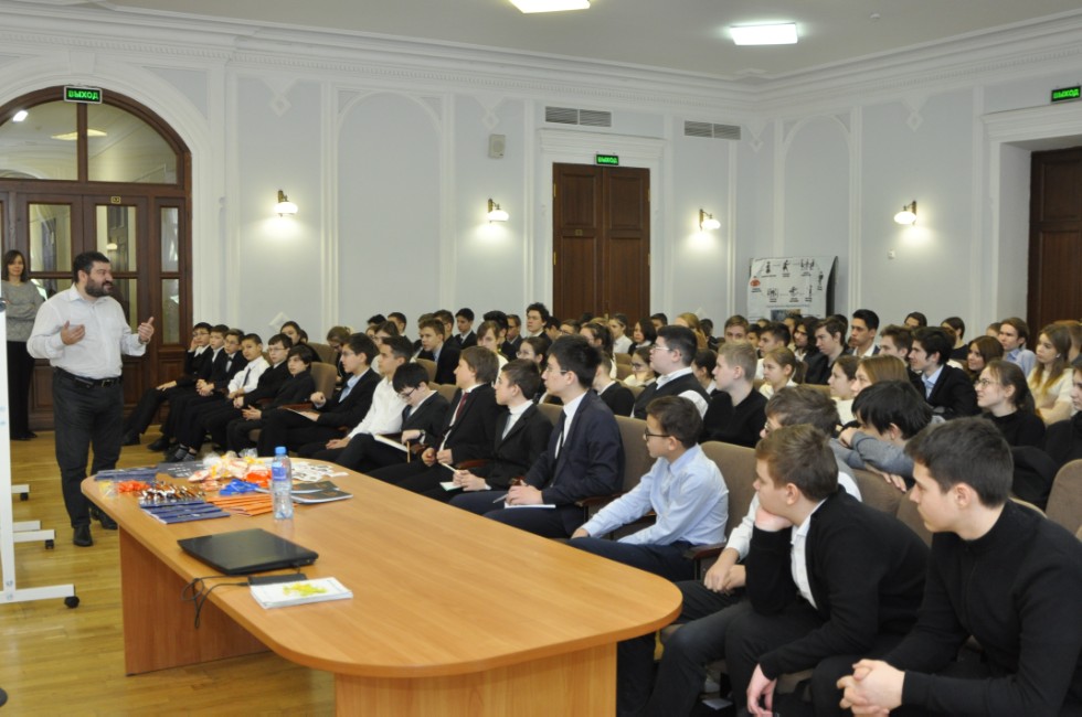 ������ ������������� ������