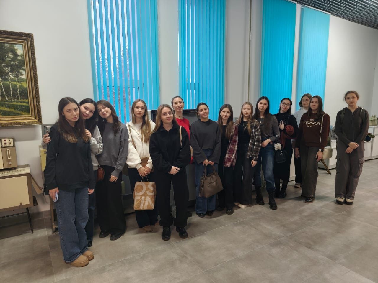 Экскурсия на Казанский оптико-механический завод с целью ознакомления с особенностями организации и технологии производства на машиностроительном предприятии Экскурсия на Казанский оптико-механический завод с целью ознакомления с особенностями организации и технологии производства на машиностроительном предприятии