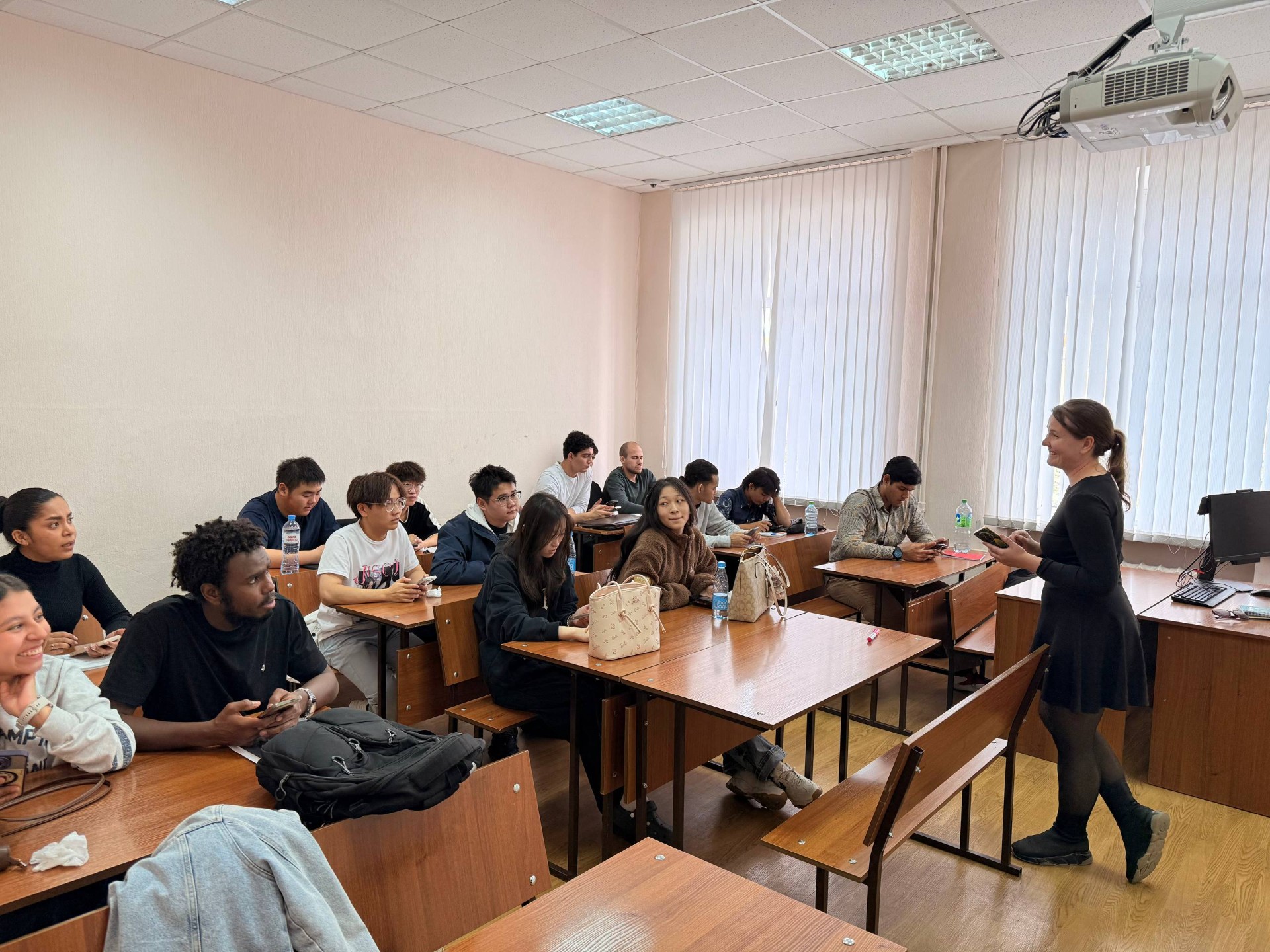 Преподаватель ВШИЯиП провела мастер-класс Преподаватель ВШИЯиП провела мастер-класс