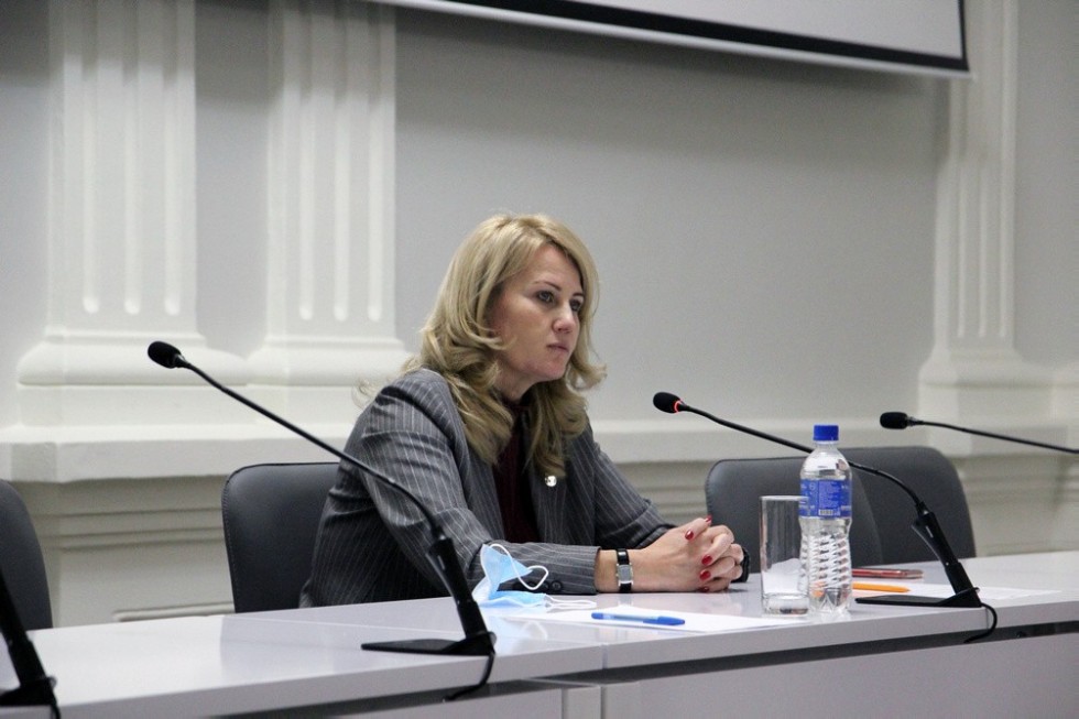 �������� ����������� ��������� ��� ����������� �� ����������, ������������ � ����������