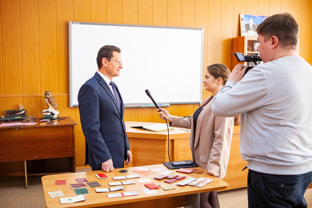 IX ������������ ������: ������� (����)