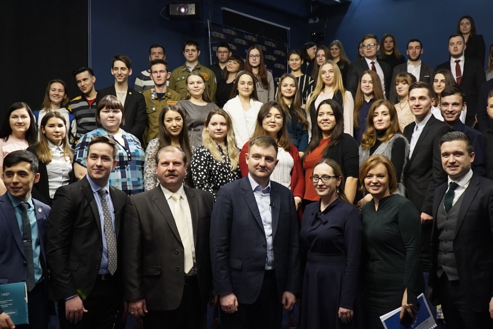 Head of Federal Youth Agency: 'You are the best generation in our country's history'