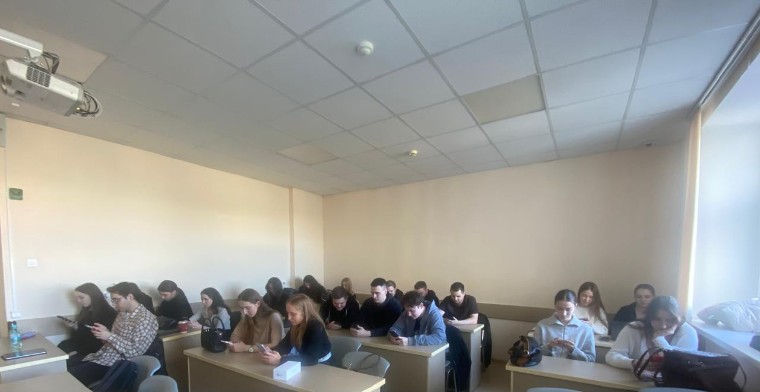 Студенты специальности Студенты специальности