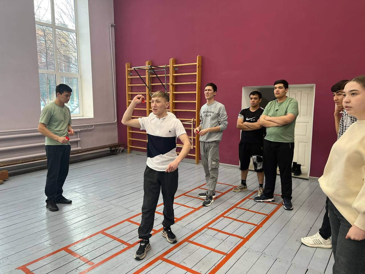 � ���������� ��������� ������ ������������ �� ���� � �����