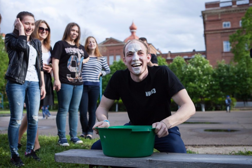 Молодежный Сабантуй отметили в Елабужском институте КФУ Молодежный Сабантуй отметили в Елабужском институте КФУ