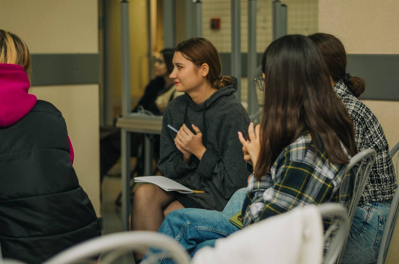 ����� ���������������� �����: � ������� ����������� ���������� '���� ����' � ������ ��������� '������� ������� ����'