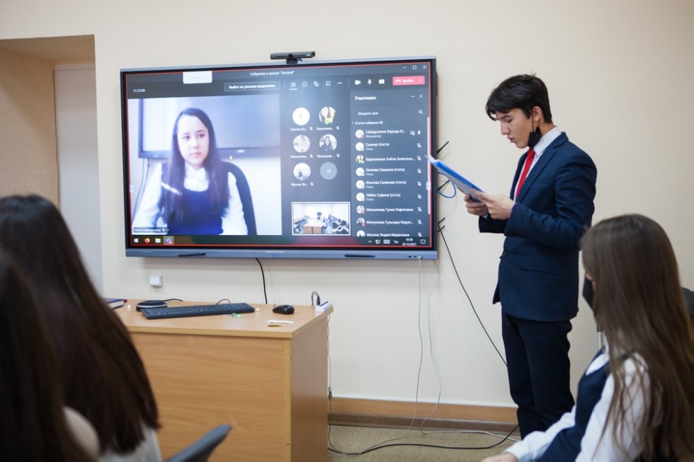 В Елабужском институте КФУ прошла Всероссийская научно-практическая конференция 'Татарский язык и литература, история: прошлое, настоящее, будущее' В Елабужском институте КФУ прошла Всероссийская научно-практическая конференция 'Татарский язык и литература, история: прошлое, настоящее, будущее'