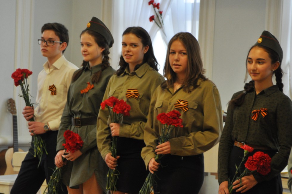 � ����� ������ �������� '�� ���� � ����� ������ ����� ����� � �������� ������� ������'