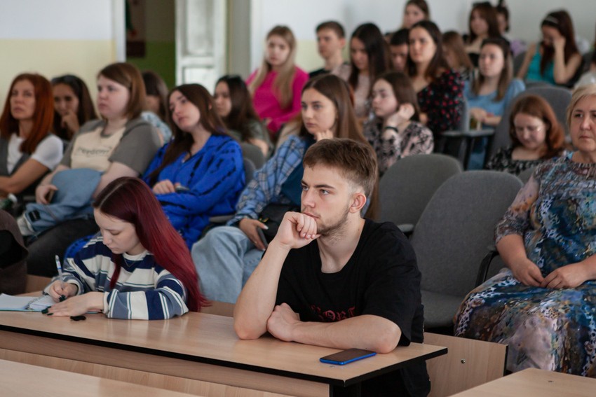 III ������������� ������-������������ ����������� '���������� ������� ������ �������������� ����� �������� ��������: ���������������� ������'