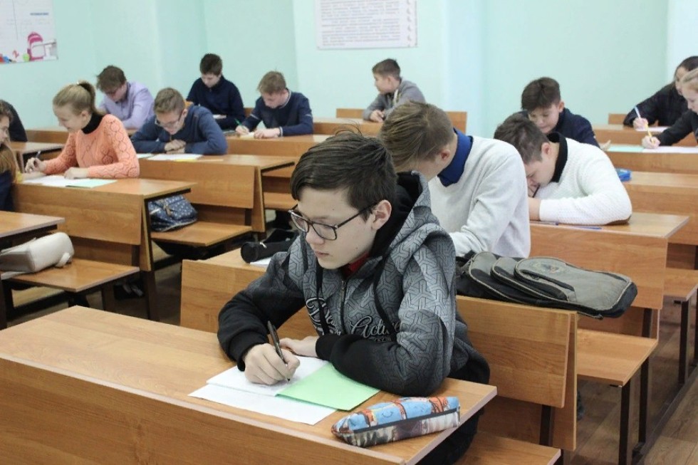 '������'  - �������� � ����������� �������� � ������� ������������