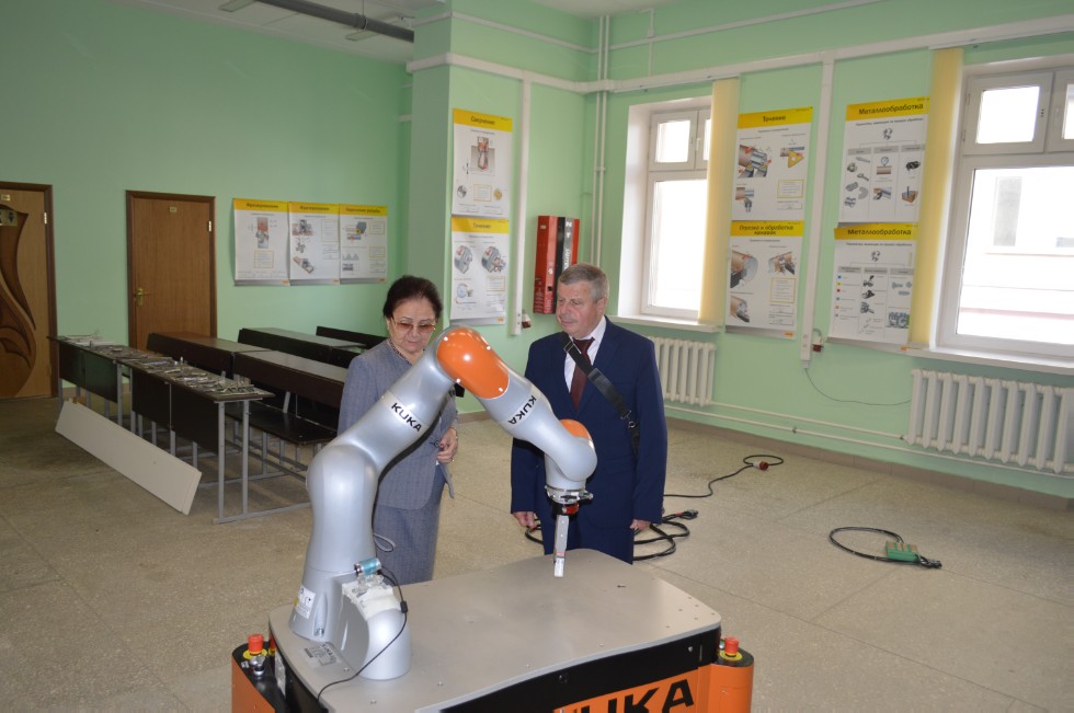 ������������� ��������� ���������-��������������� ������������ �������� ���������� �������� � ���������-������������ ������ ���