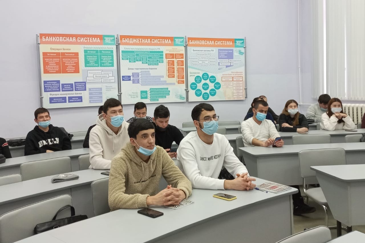 Пространство Лобачевского Пространство Лобачевского