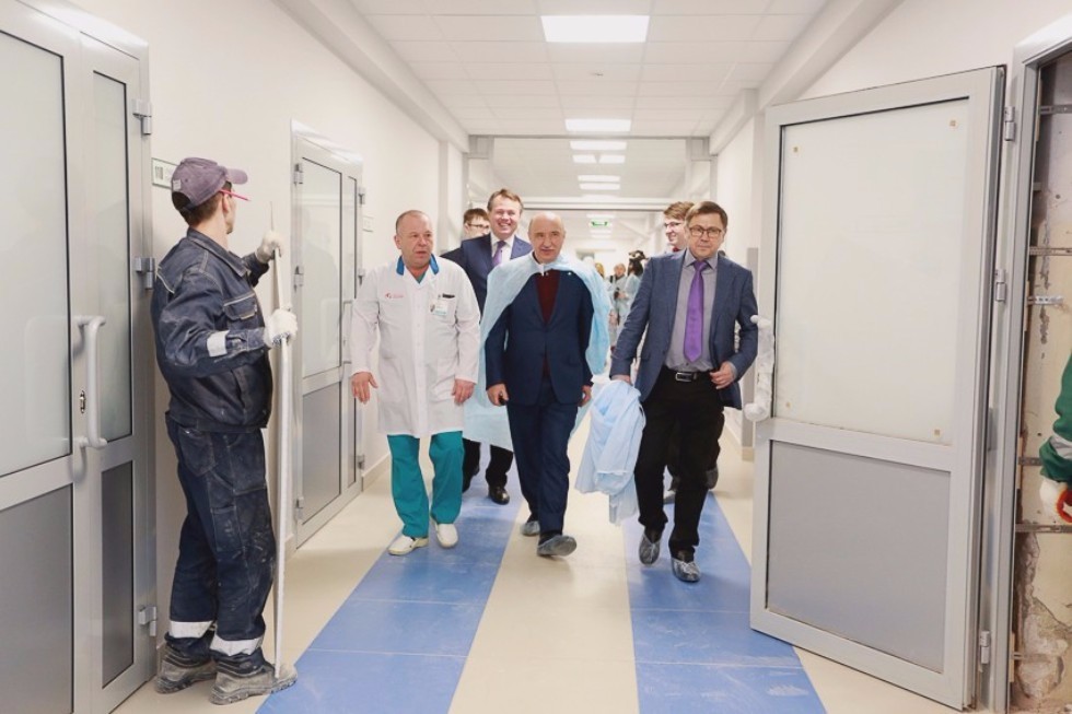 Rector Ilshat Gafurov Held a Media Tour Around Kazan University's Medical Cluster
