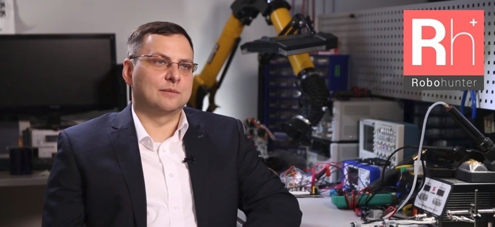 Robo-hunter.com 'About the first Russian program on soft-robotics ? professor of Kazan Federal University Evgeni Magid' ,LIRS, ITIS, Robo-hunter, robotics, master's program, intelligent robotics
